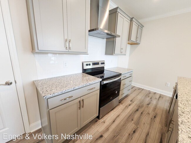 Photo - 2 br, 2 bath House - 832 Goswell Dr  Unit 203