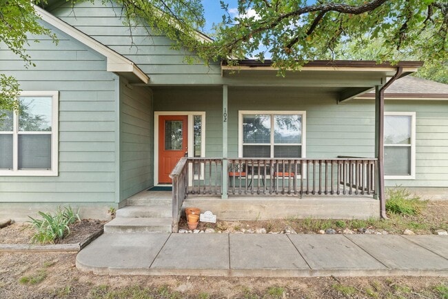 Photo - 102 Ashlee Ln