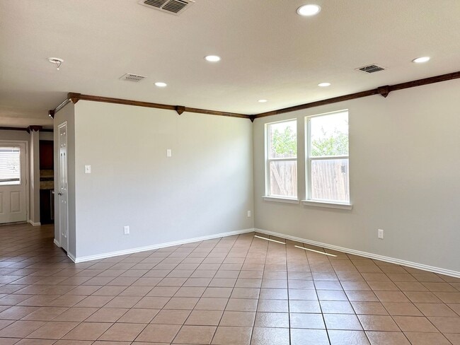 Photo - 4 Bedroom / 2.5 Bath / 2 Car Garage