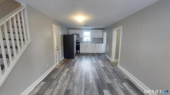 Building Photo - 31 William St Unit 2