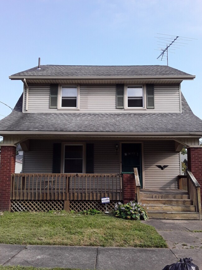 Photo - 1417 Norwood Pl NW