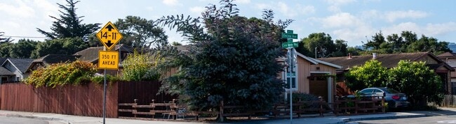 Photo - 40 Encina Ave