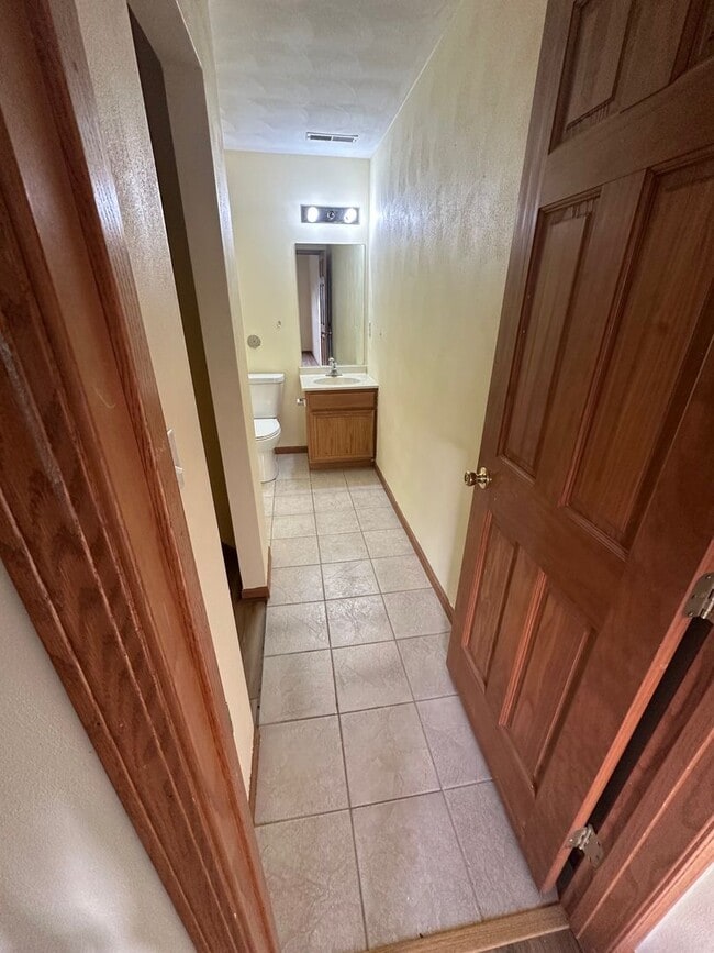 Building Photo - 10324 Metalmark Ln Unit 2 Rental