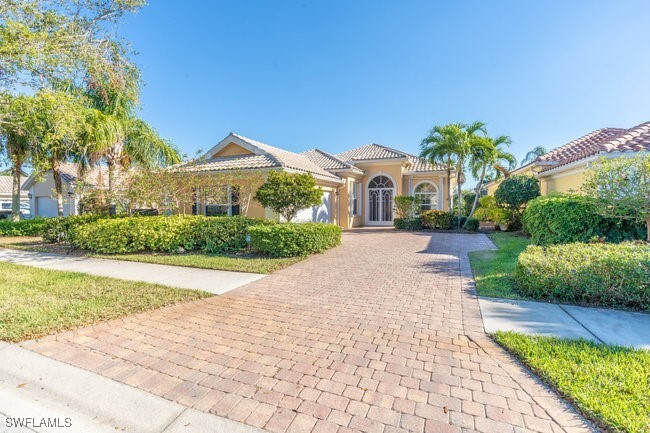 Photo - 7550 Garibaldi Ct House