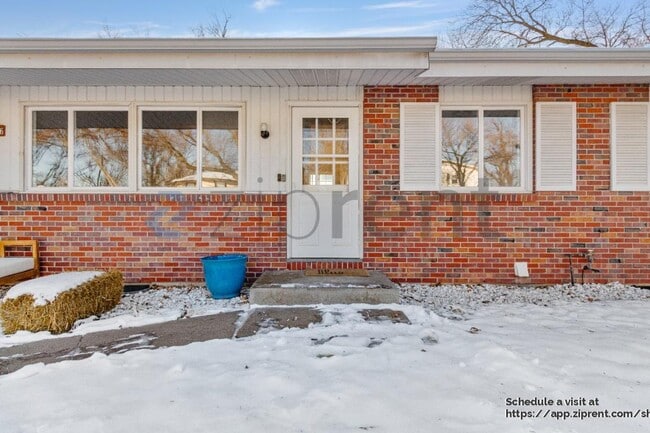 Photo - 10017 Sprague St