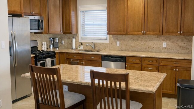 Building Photo - 45 Maryland Ave