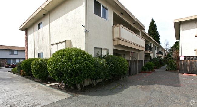 Photo - El Prado Apartments