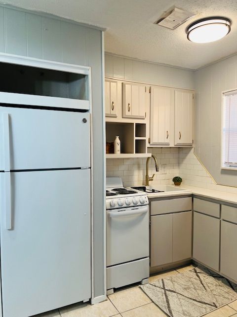 Photo - 228 Country Club Rd