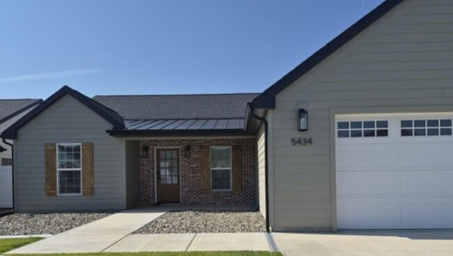 Building Photo - 5434 Apple Rose Ln
