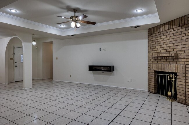 Photo - 109 Burwood Ln