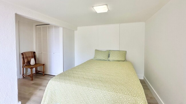 Photo - Available NOW - Newly Renovated Studio with 1 Bath & Washer/Dryer in Maunalani Heights!