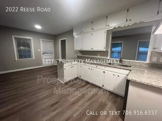 Photo - 2022 Reese Rd