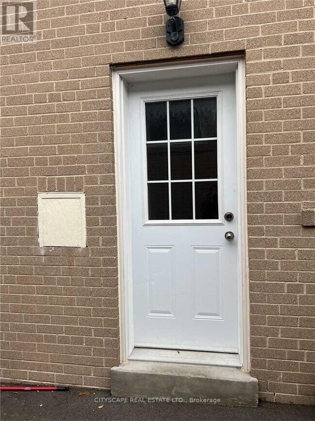 Photo - 46 Baltray Crescent