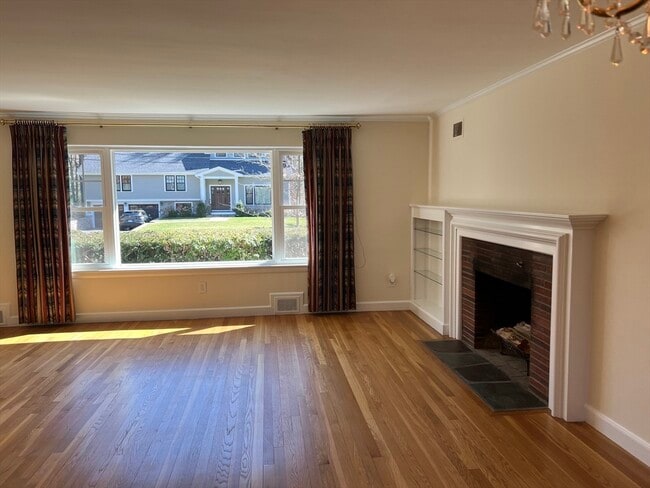 Photo - 105 Parker Rd
