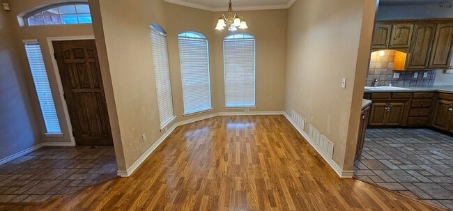 Photo - 311 Seabea Dr