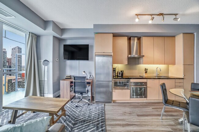 Photo - 277 Front St W Unit ID1056322P