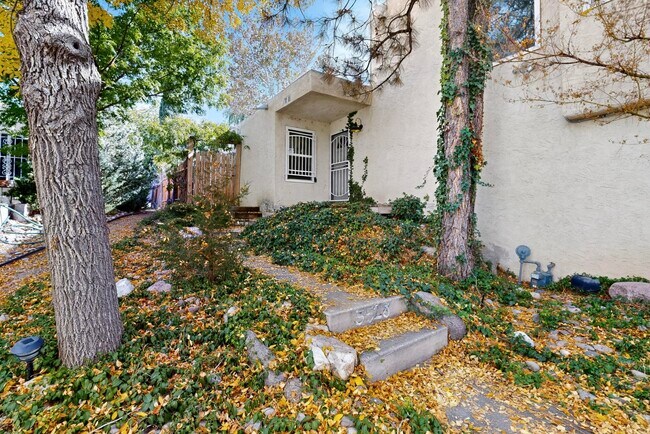 Photo - 5528 Overlook Dr NE