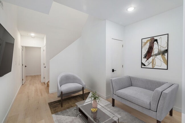 Photo - 2722 Hope St Unit 1 Bedroom