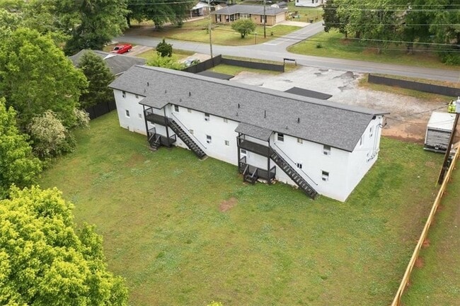 Photo - 608 N College Dr Unit 4
