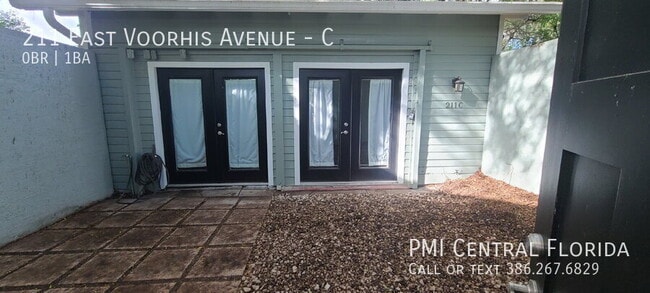 Building Photo - 211 E Voorhis Ave Unit C