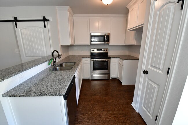 Photo - 237 W Forest Ave