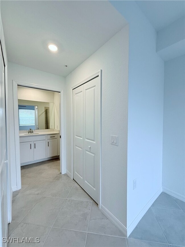 Building Photo - 14161 Heritage Landing Blvd Unit 1118