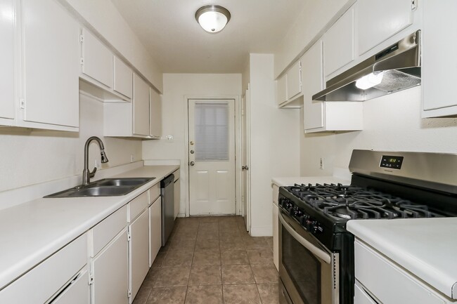 Photo - 3006 Falk Ct Unit True