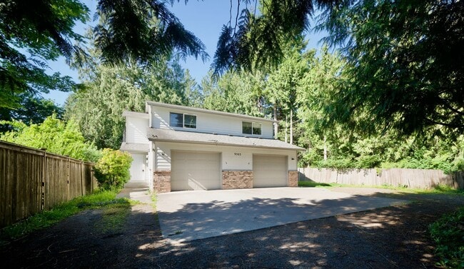 Building Photo - 5175 Unit A