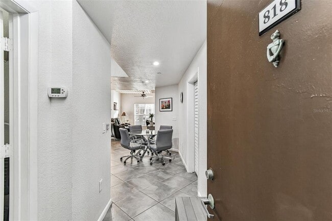 Photo - 2421 W Horatio St Unit 818