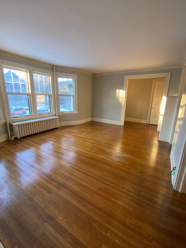 Photo - 589 Lincoln Ave Unit 1