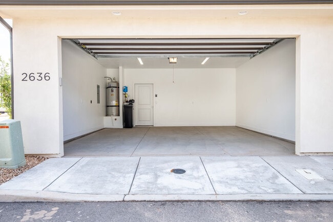 Photo - 2608 E Wake Frst Ln