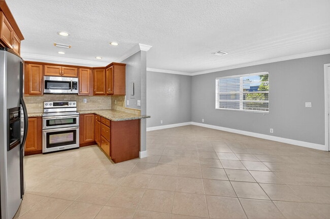 Building Photo - 184 Burgandy Way Rental