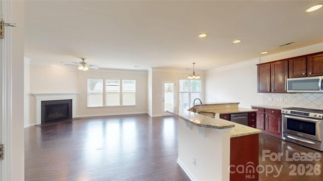 Photo - 6712 Coral Rose Road