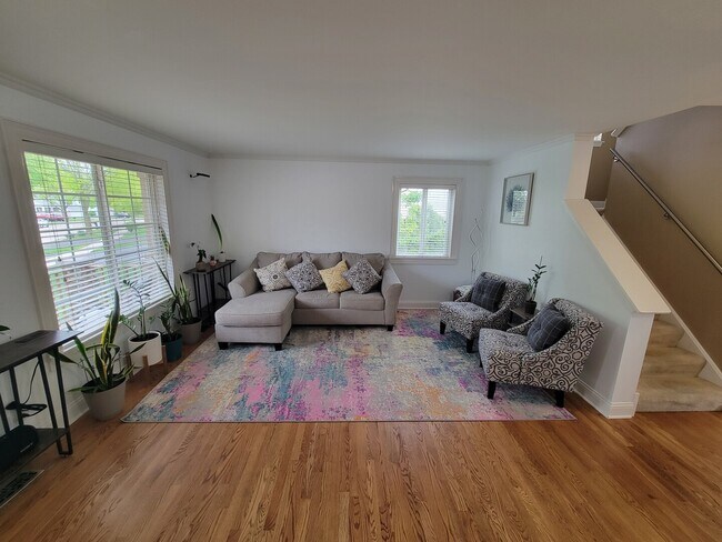 Photo - 7722 Milan Way