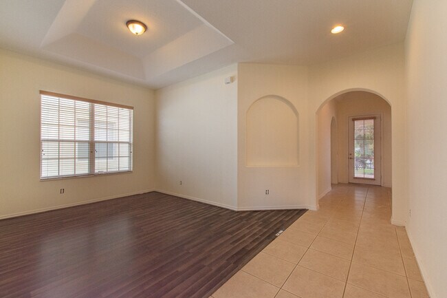 Photo - Gated Eagle Creek at Lake Nona - 3/2 Singl...