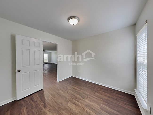 Photo - 5002 Guardian Ct