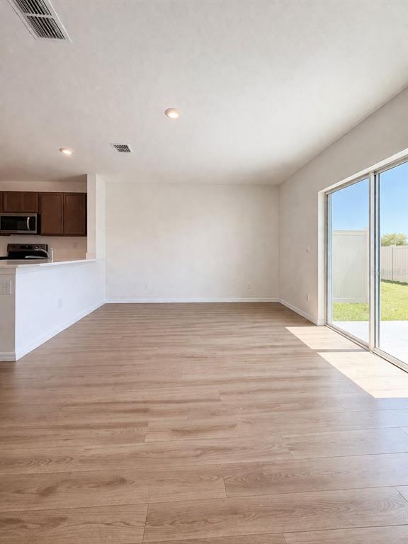 Photo - 17260 English Chestnut Wy