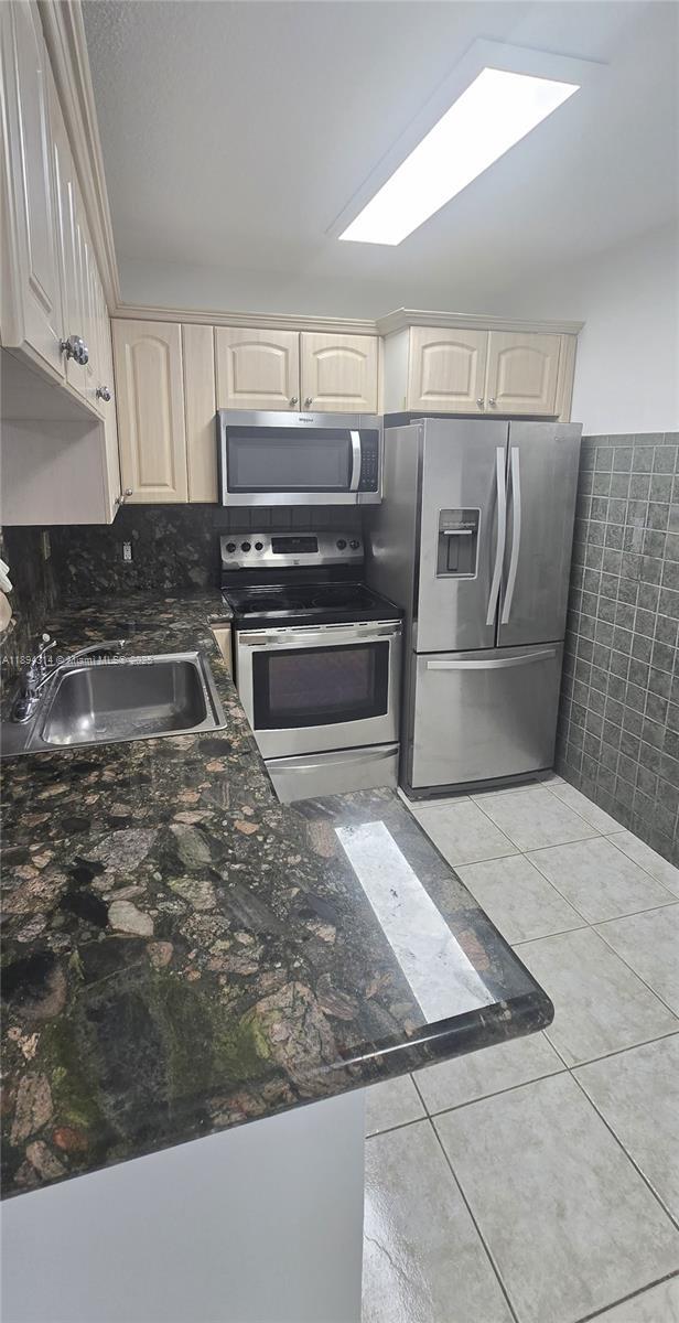 Photo - 9723 Hammocks Blvd Unit 102