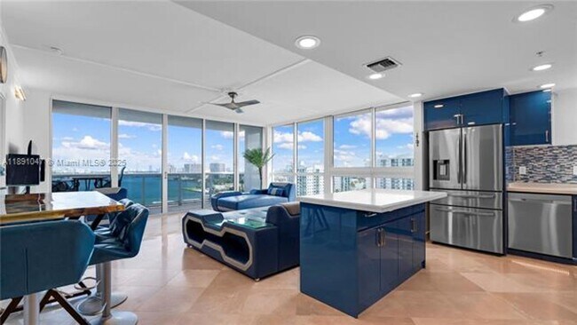 Building Photo - 7929 West Dr Unit 7929 West Dr  1401