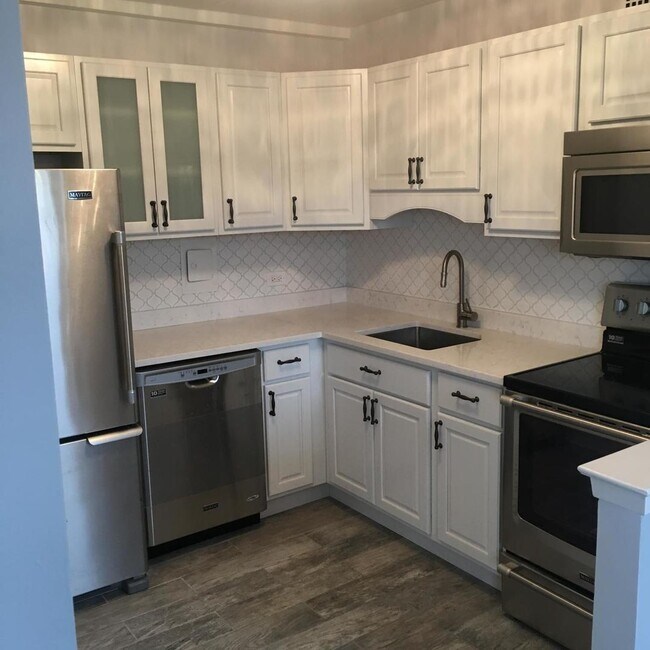 Photo - 6161 N Hoyne Ave Unit 512