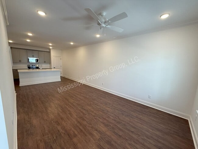 Photo - 3BR/3.5BA South Grove For Rent