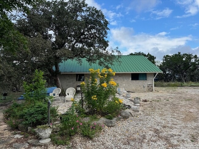Building Photo - 13417 TX-16 Rental