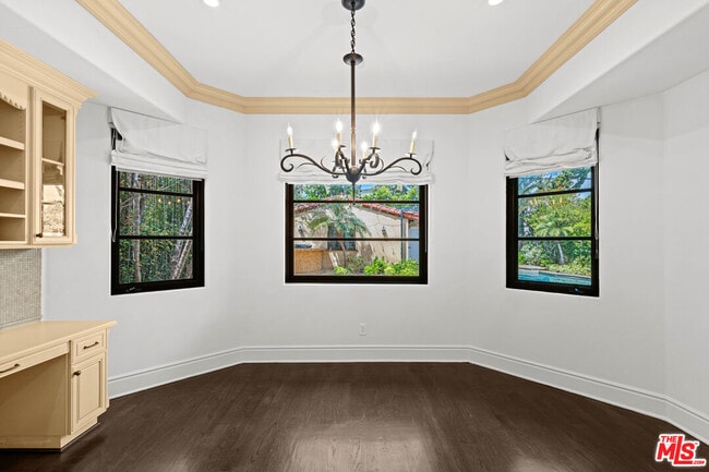 Photo - 305 N Palm Dr