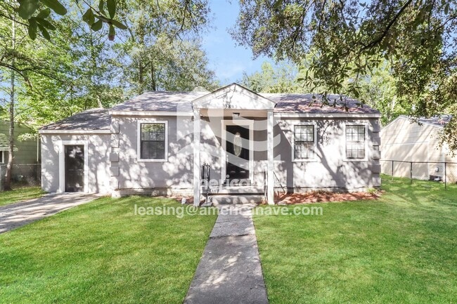 Building Photo - 3815 Newman Ave