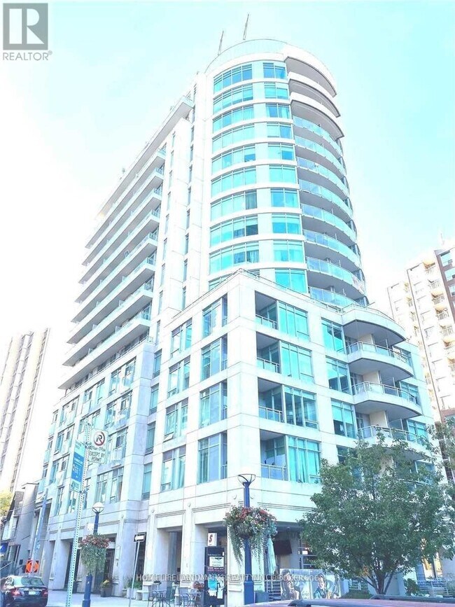 Photo - 8 Scollard St Unité 1009