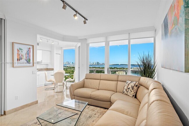 Photo - 4775 Collins Ave Unit 2506