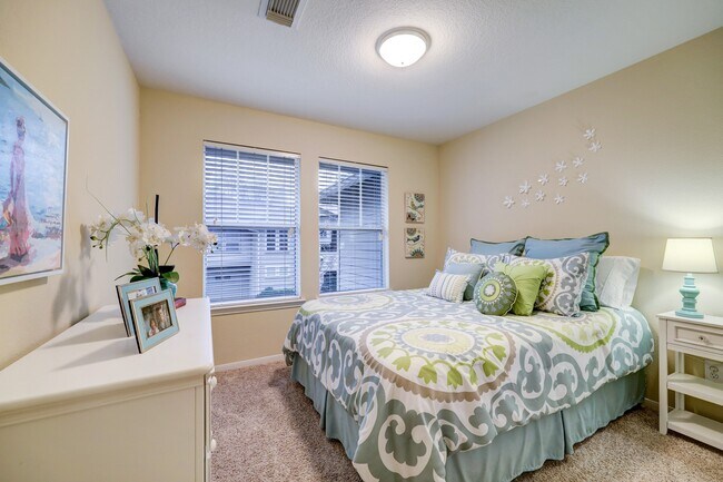 Photo - 10 Stone Creek Pl