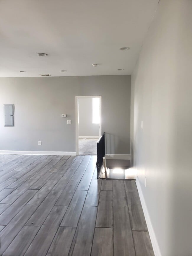 Photo - 3416 W Clearfield St Unidad #2