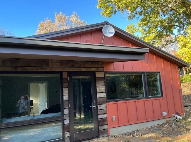 Photo - 82 Mt Clare Ave
