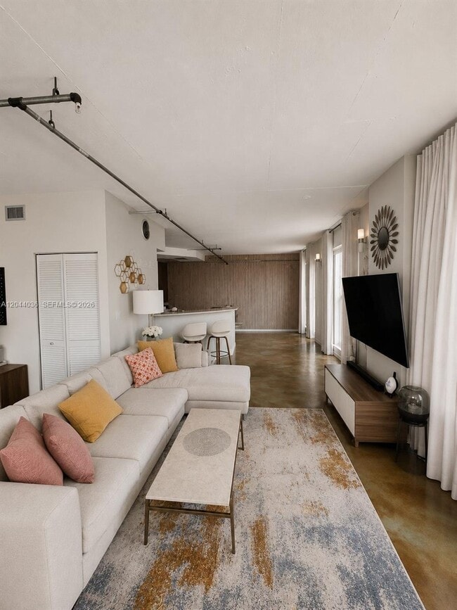 Photo - 455 NE 25th St Unit 806